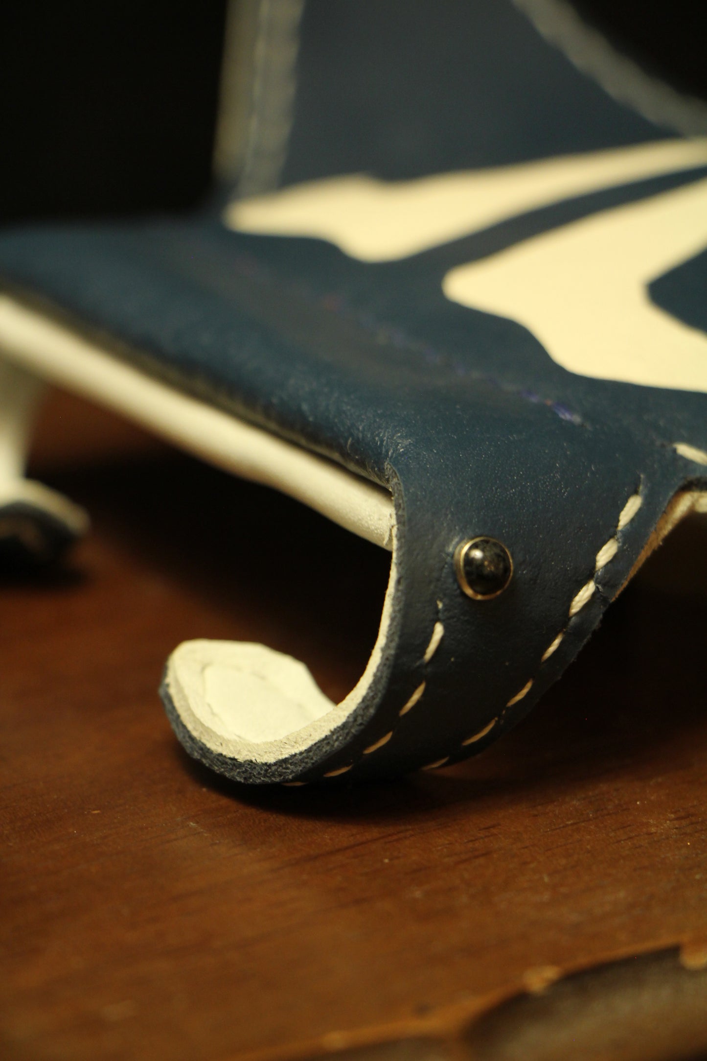 Handmade Leather Manta Ray Wallet | Made-to-order 4-8 weeks lead time to ship from Canada