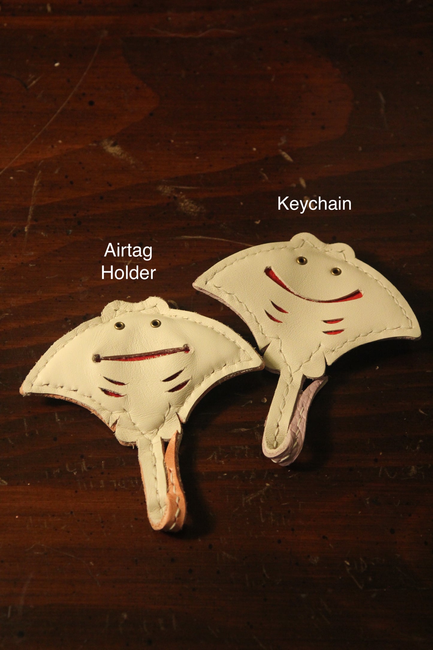 Handmade Tattooed Stingray Sea Flap Flap Airtag Holder /Magnetic Keychain | Made-to-order 4 to 6 weeks lead time to ship from Canada