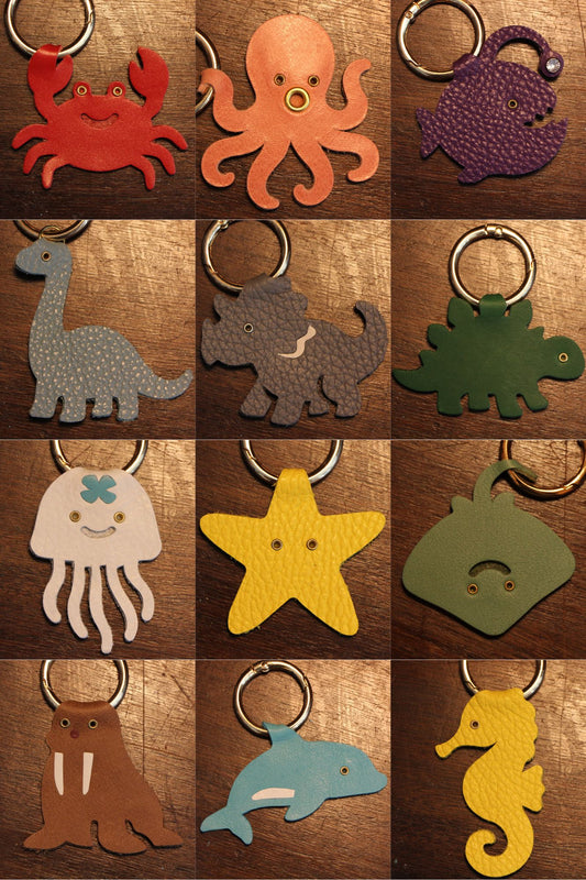 Free Shipping to US and Canada | Handmade Pocket Buddies Keychain | Made-to-order 4 to 7 days lead time to ship from Canada