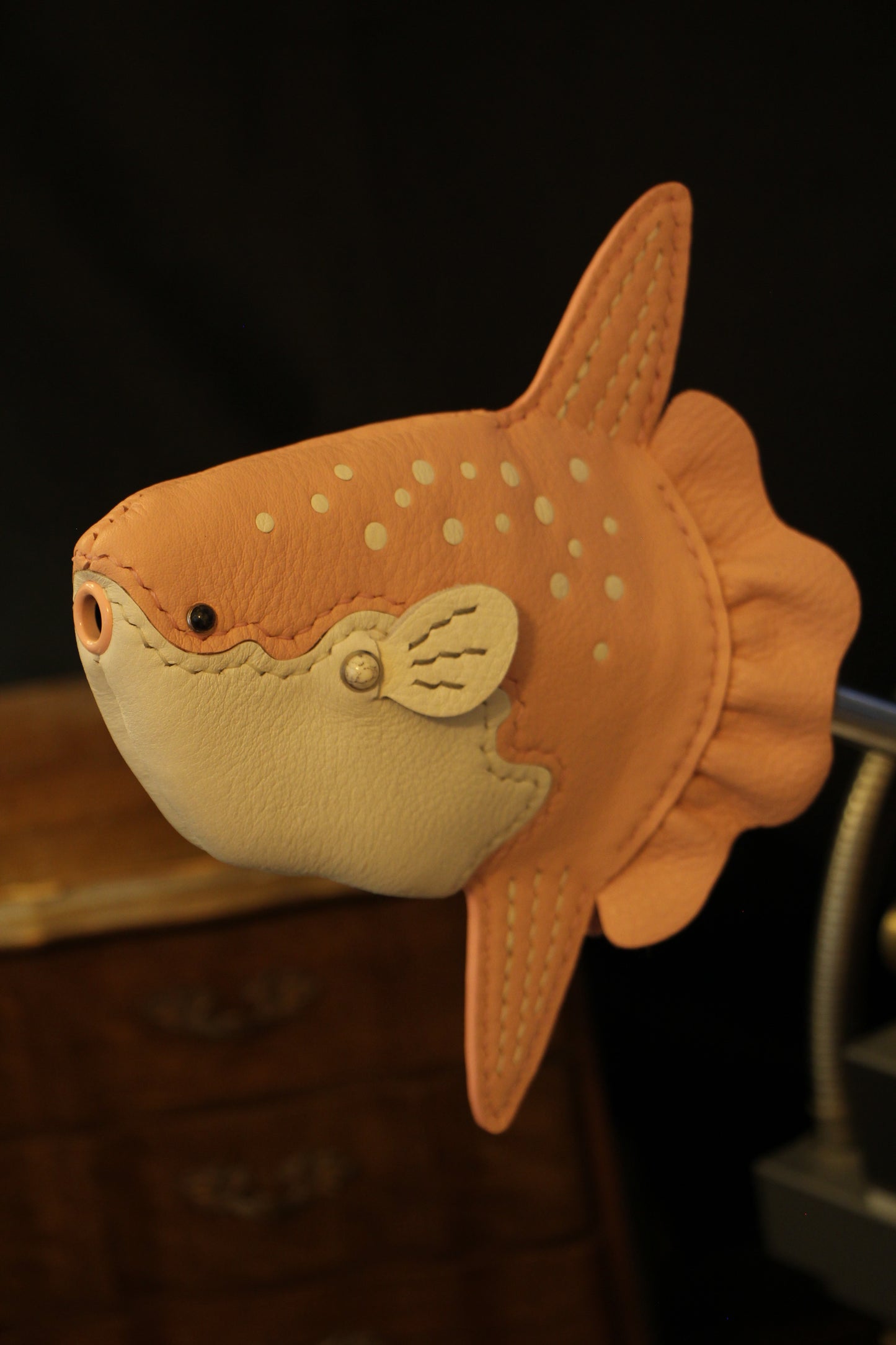 March 6 22:00 EDT Opens again | Handmade Leather Mola Mola Wallet | Made-to-order 4-6 weeks lead time to ship from Canada