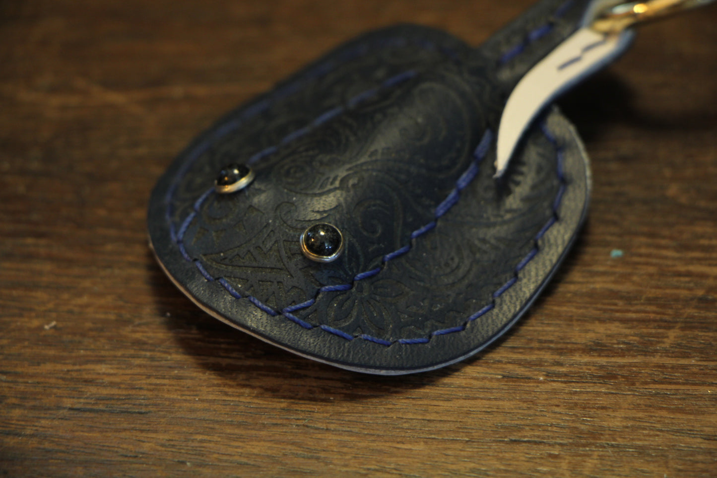 Handmade Tattooed Stingray Sea Pancake Airtag Holder /Keychain | Made-to-order 4 to 6 weeks lead time to ship from Canada