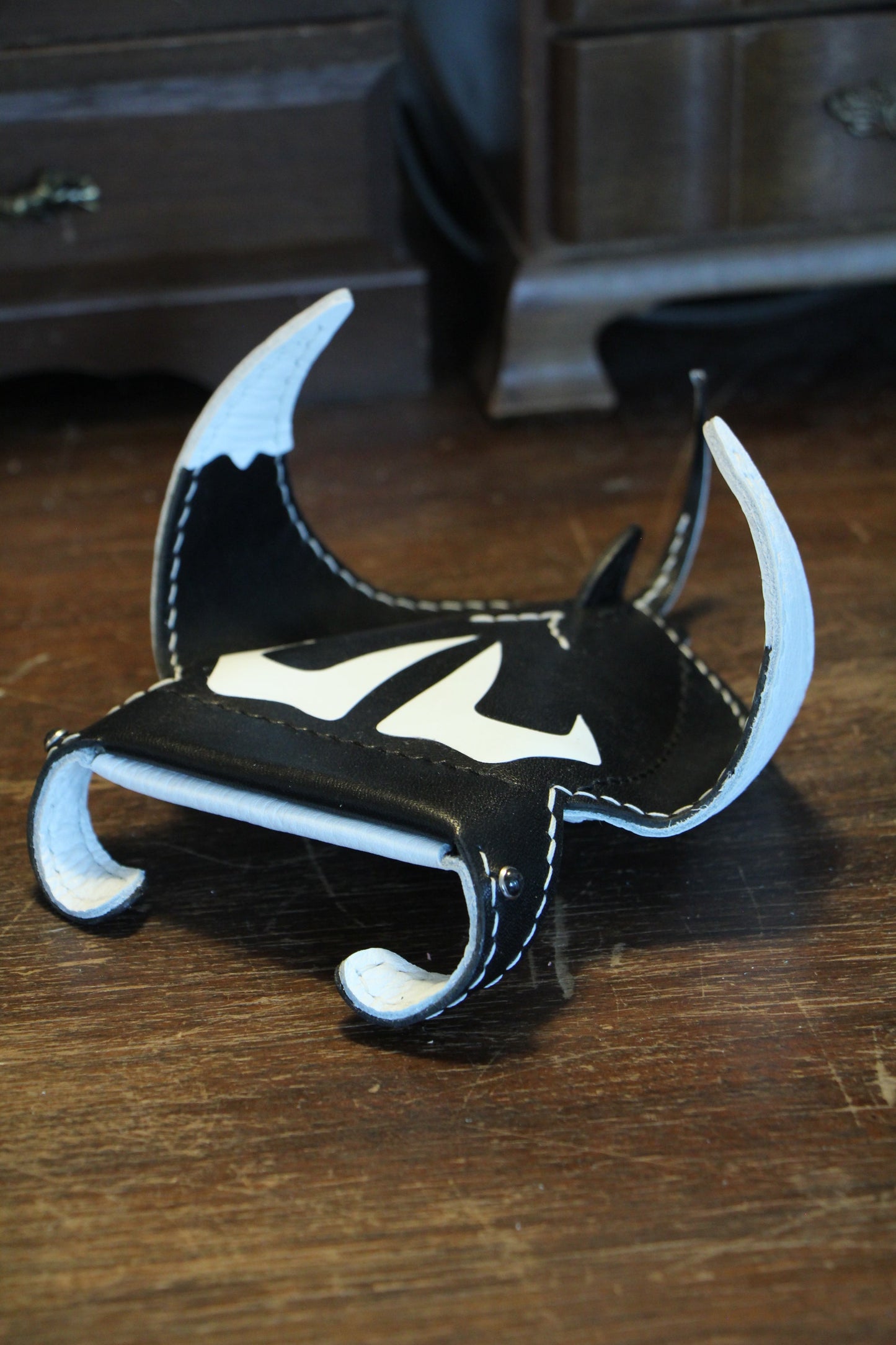 Handmade Leather Manta Ray Wallet | Made-to-order 4-6 weeks lead time to ship from Canada