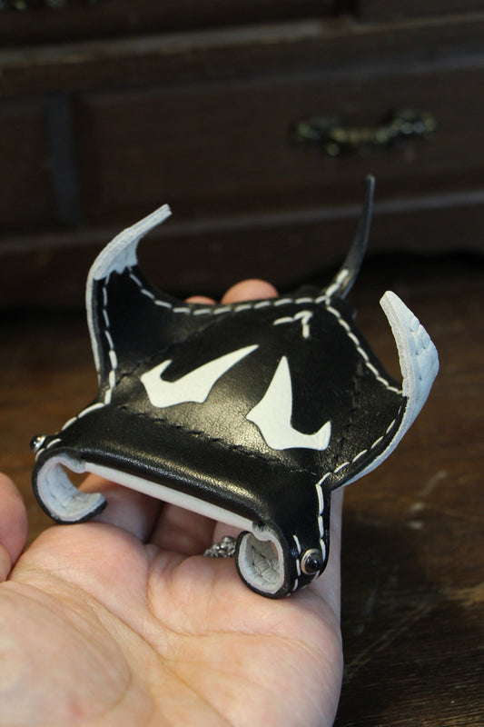 Baby Manta Ray Pocket Pouch